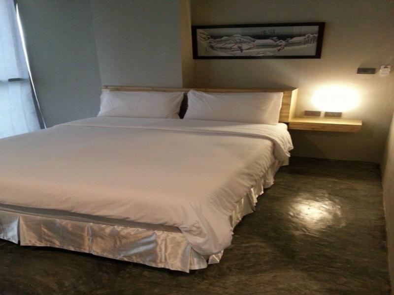 Izen Budget Hotel & Residence Rayong Extérieur photo